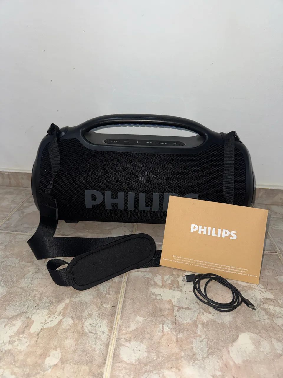 Caixa de som philips boombeat