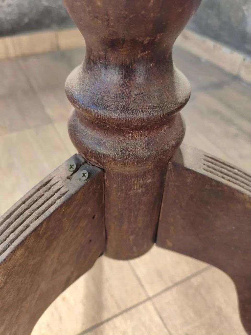 Pé de mesa antigo  - Foto 4