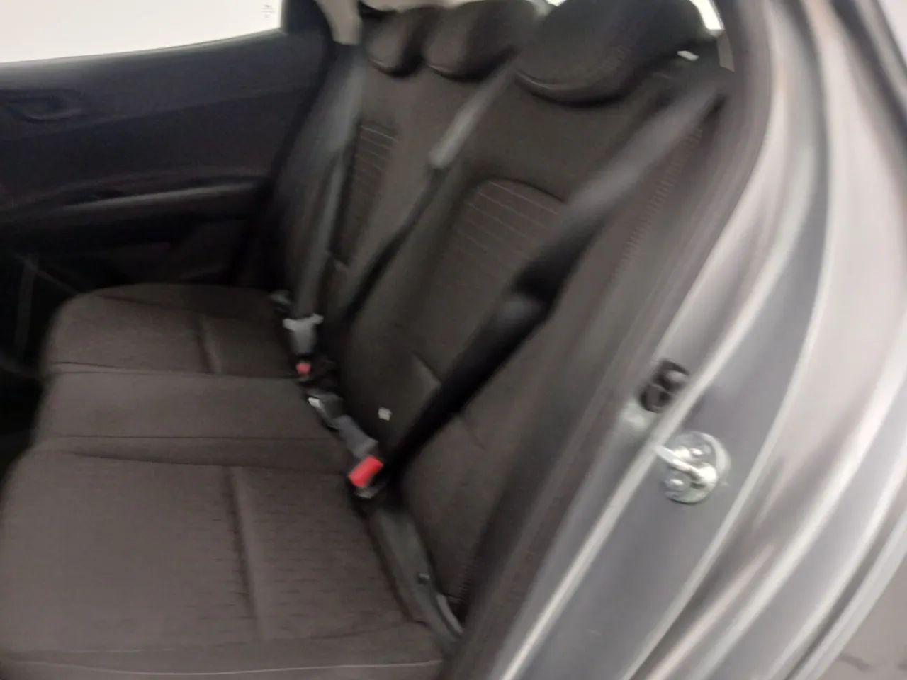 Hyundai HB20 Comfort Plus 1.0 Flex 12V Mec., foto 17 de 18