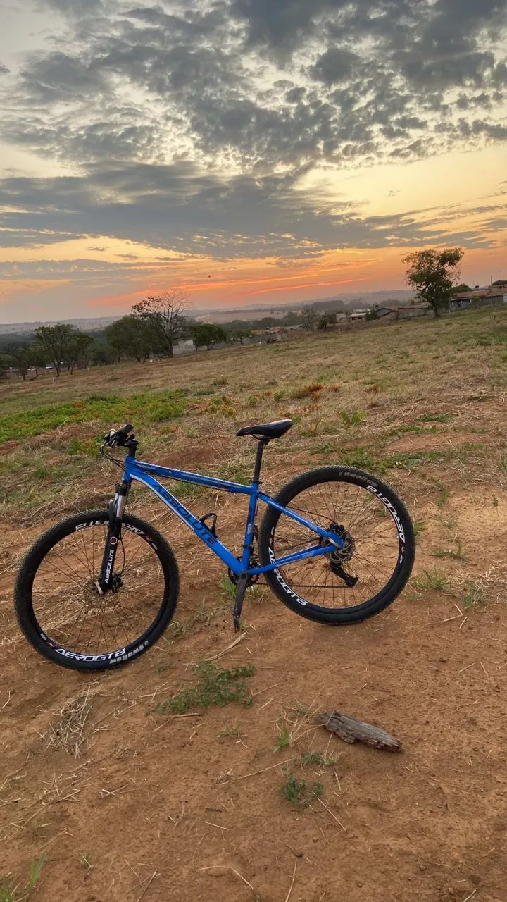 Bicicleta  - Foto 3