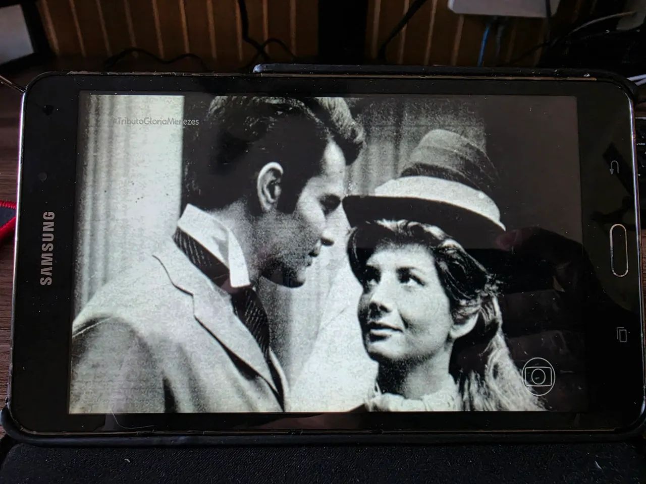 Tablet Samsung com TV digital integrada  - Foto 3