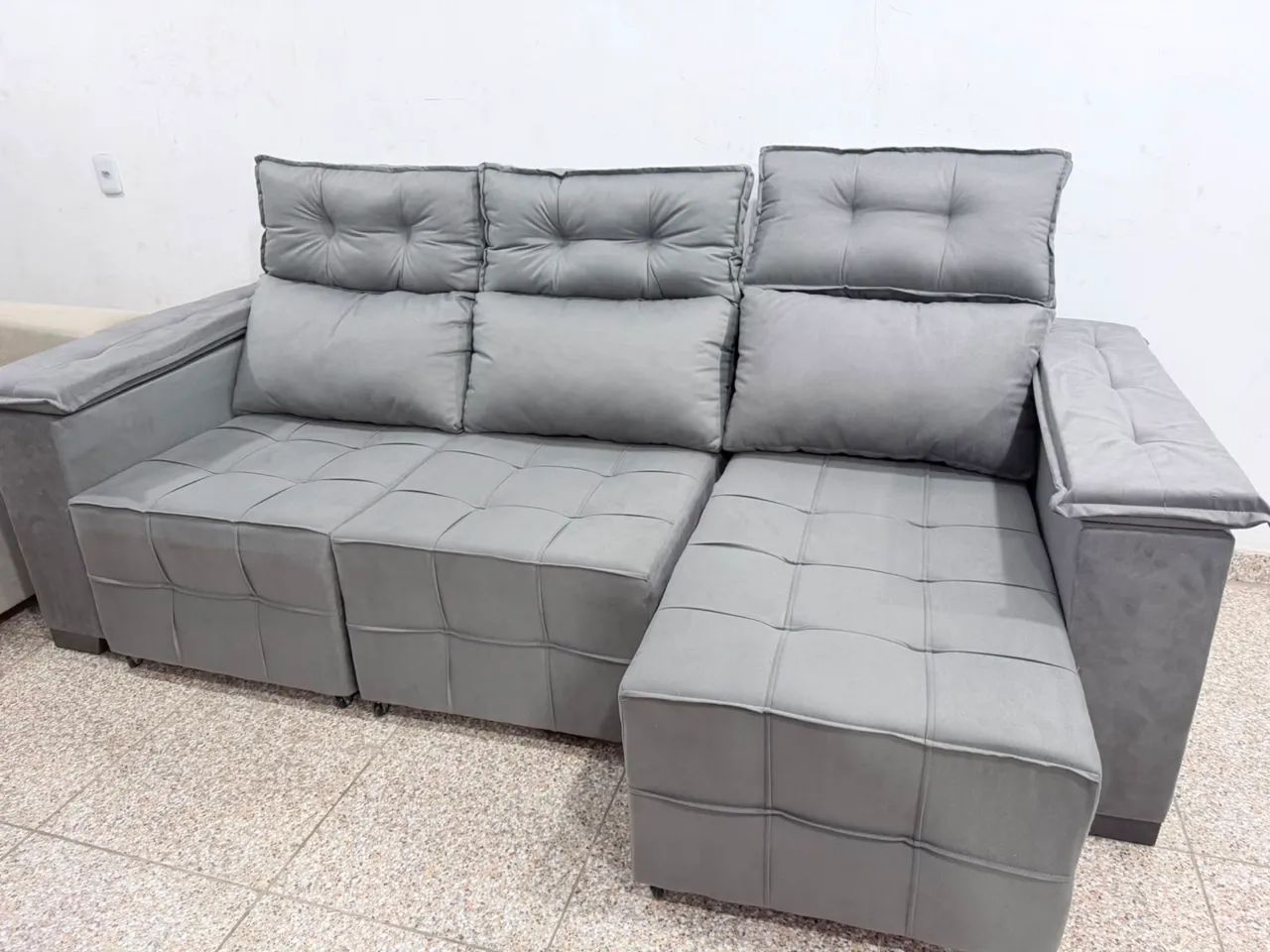 SOFÁ RETRÁTIL RECLINÁVEL DE LUXO + ENTREGA GRÁTIS  - Foto 2