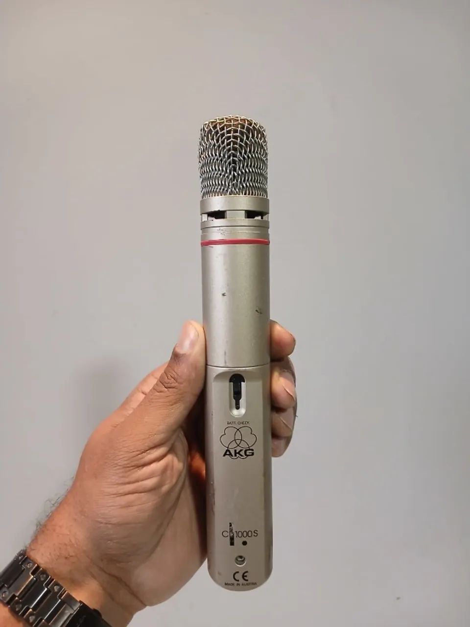 Microfone AKG C 1000S