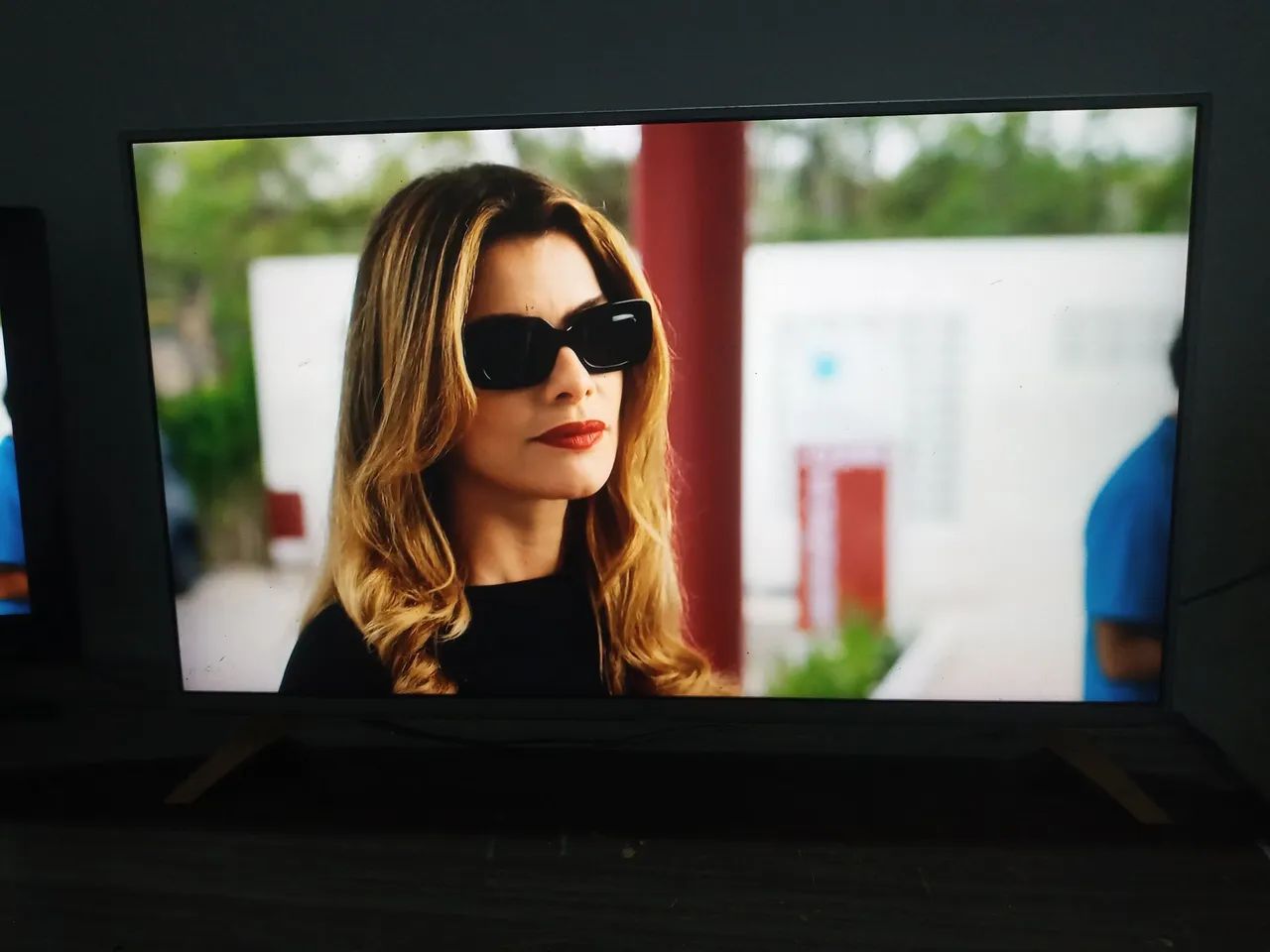 Tv Lg Smart "43" Polegadas - Foto 2