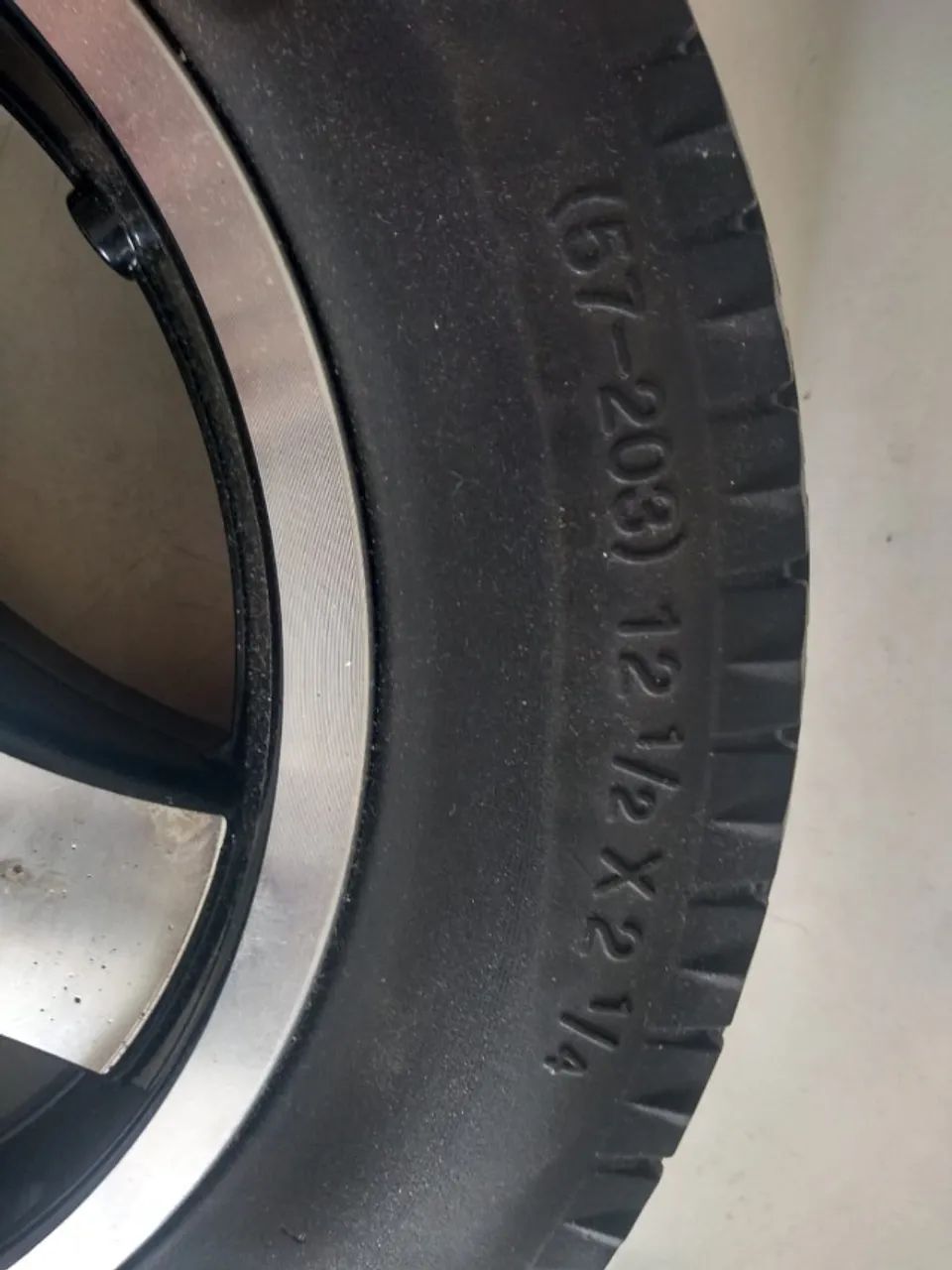 Rodas e Pneus Maciço de cadeira de rodas eleticas  - Foto 5