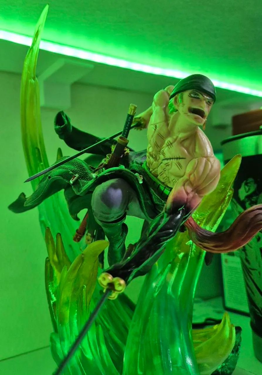 Action Figure Roronoa Zoro 