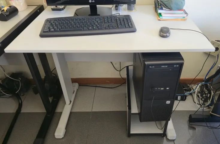 Mesa Simples para Computador