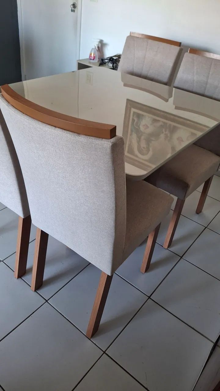 Vendo sala de jantar!