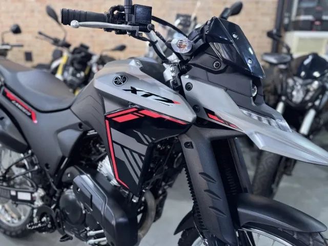 YAMAHA XTZ 250 LANDER CONNECTED 2025 - Foto 3