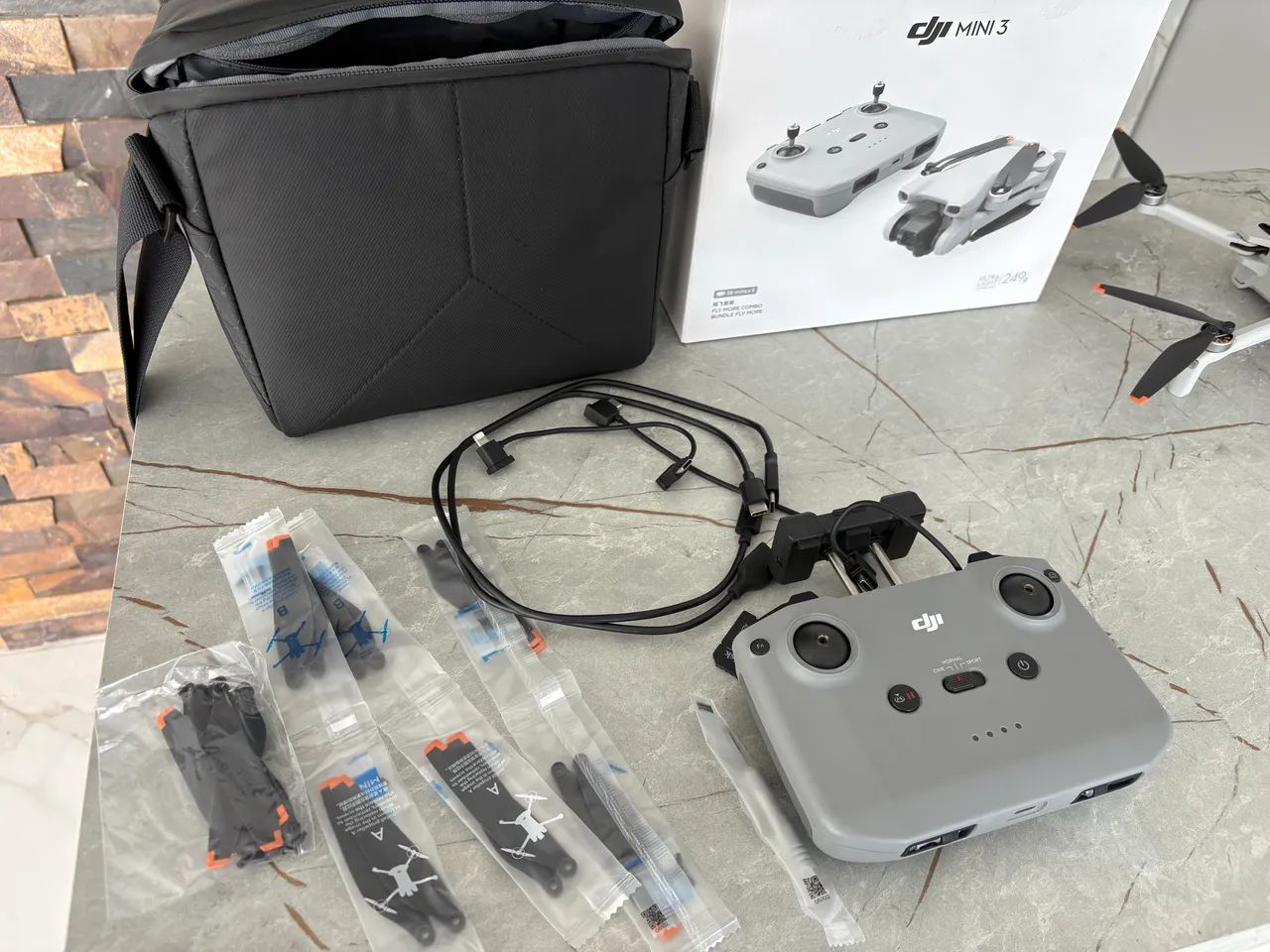 Drone DJI Mini 3 Fly more combo - Foto 5