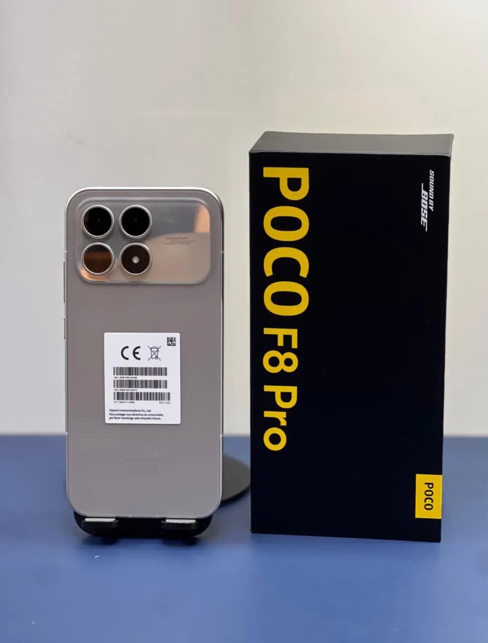 POCO F8 PRO 5G 512 GIGAS COM 12GB RAM PRATA  1 ANO DE GARANTIA 