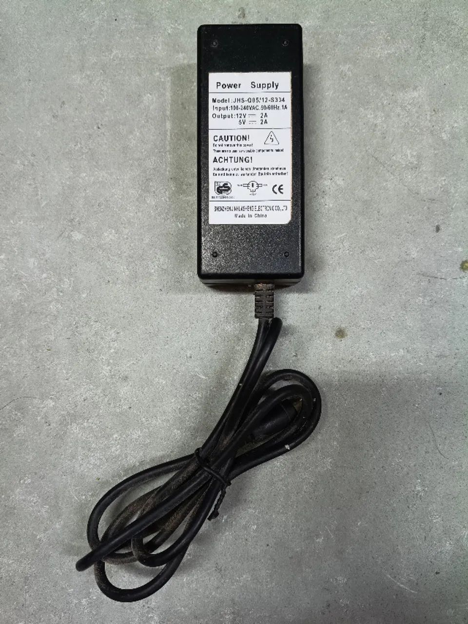 Fonte modelo JHS-Q05/12-S334