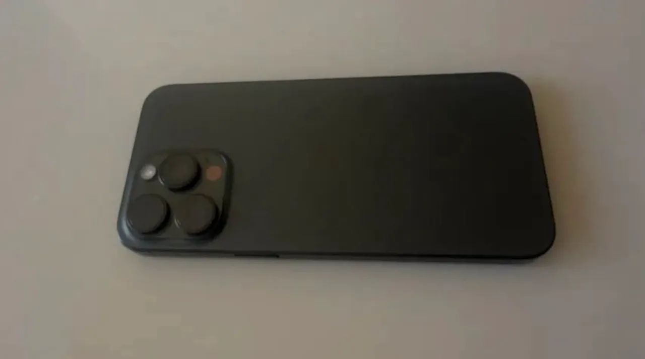 iPhone 15 pro Max preto 256gb - Foto 4