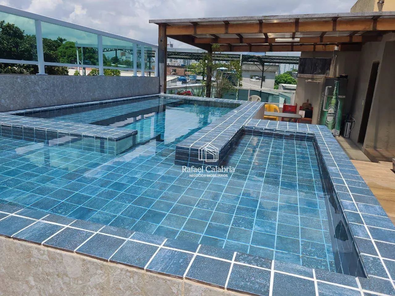 CASA AMPLA COM 3 PISOS, 7 QUARTOS E UMA ÁREA DE LAZER COM PISCINA E TERRAÇO GOURMET - Foto 2