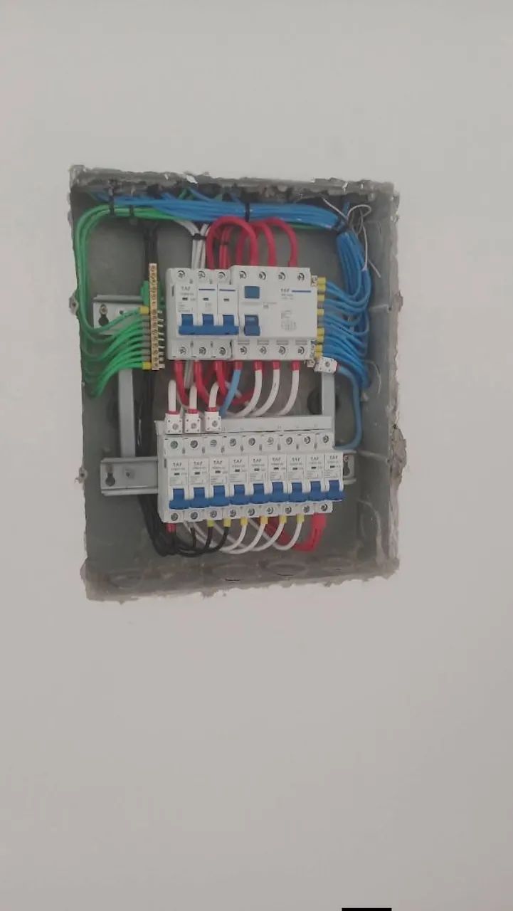 MÁrido de aluguel encanador eletricista e outros  - Foto 5