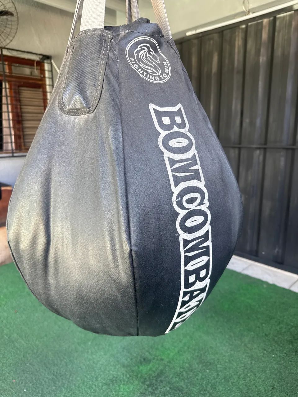 Saco de boxe gota 