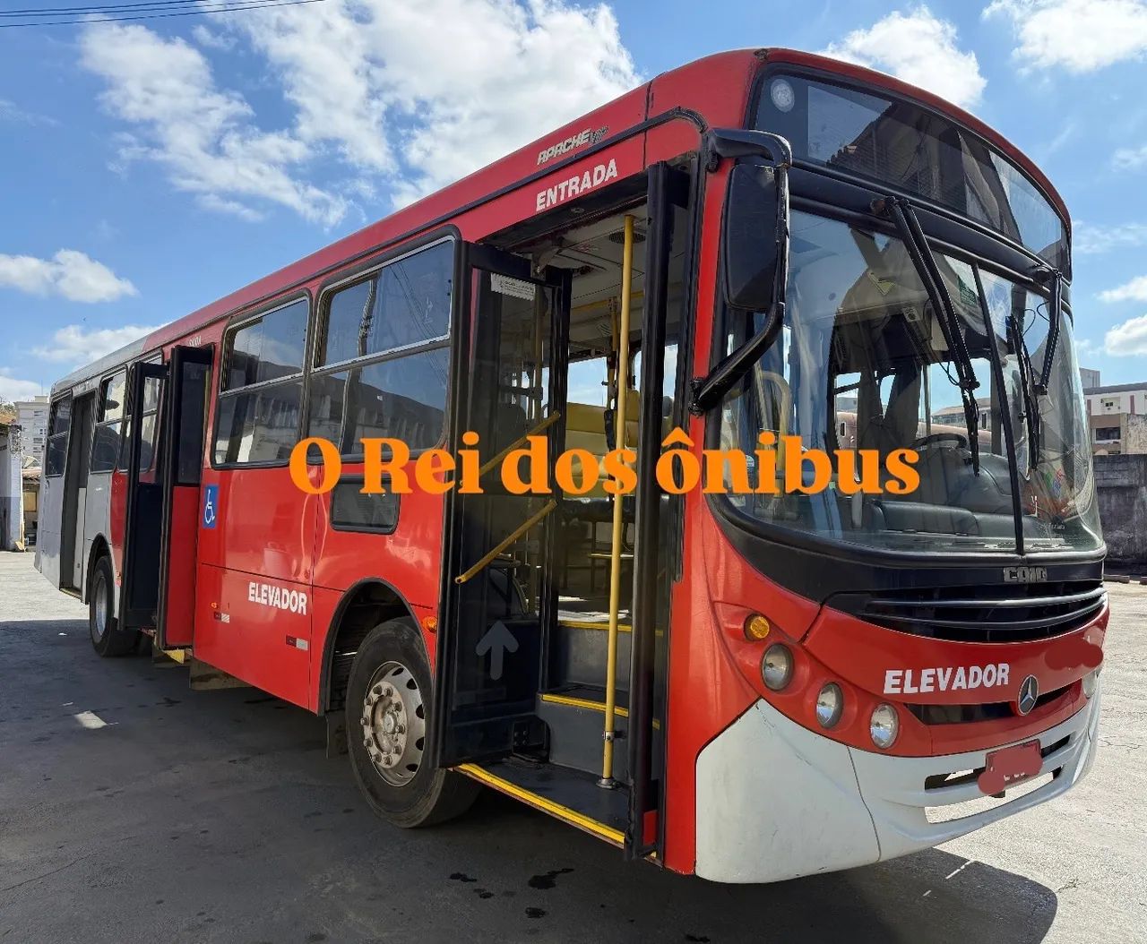 Ônibus urbano - Caio Apache VIP 11/12 MB