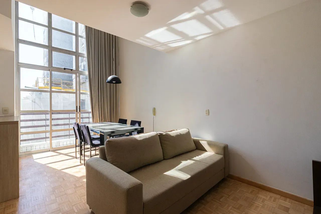 Imóvel para aluguel possui 56 metros quadrados com 1 quarto - Foto 2
