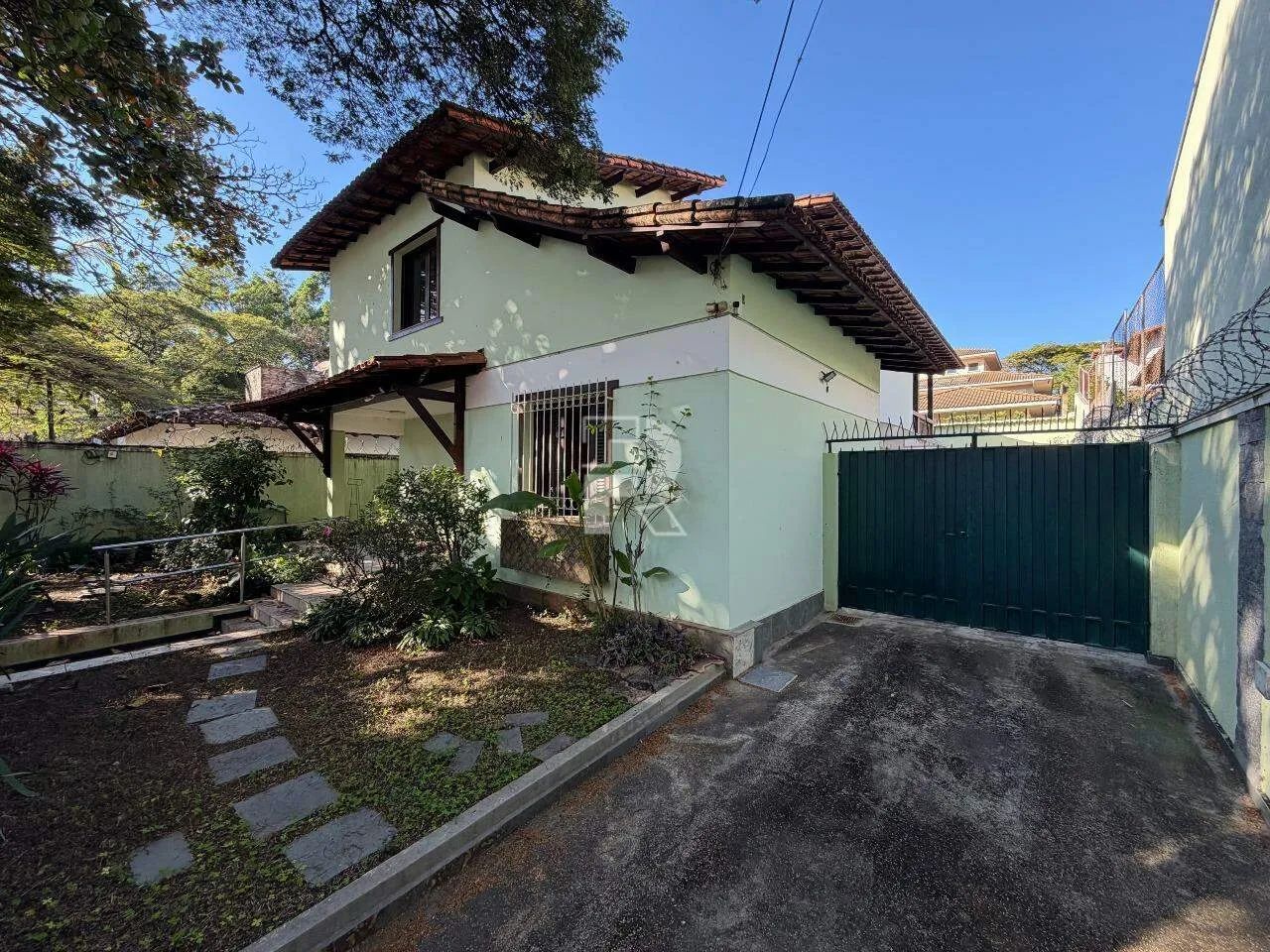 CASA 4 QUARTOS PARA LOCAÇÃO - SÃO BENTO