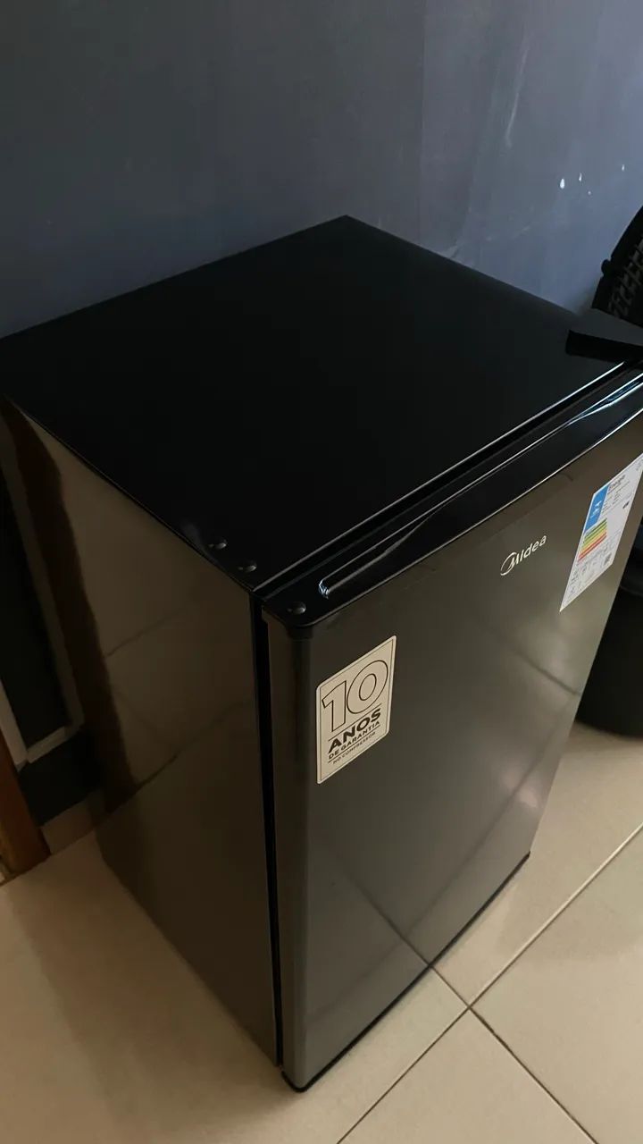 Frigobar Midea 93 litros Preto  - Foto 6