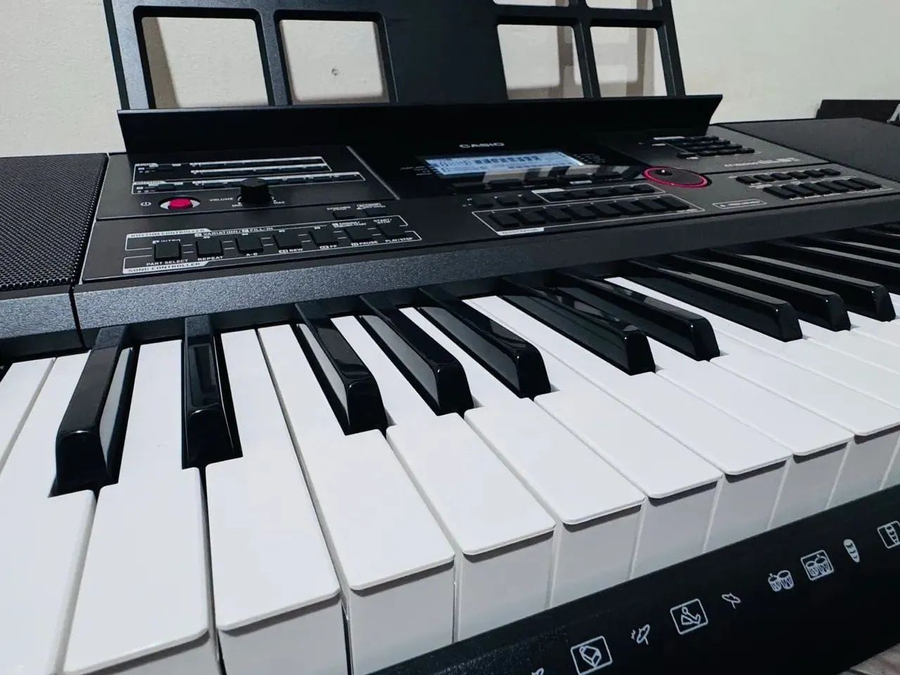 TECLADO CASIO CTX 5000 zero (na caixa) - Instrumentos musicais