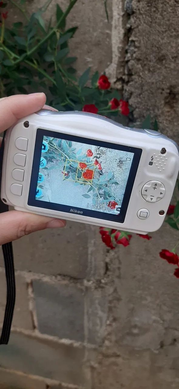 Câmera digital Nikon 13.2 ( a prova d'água ) - Foto 4