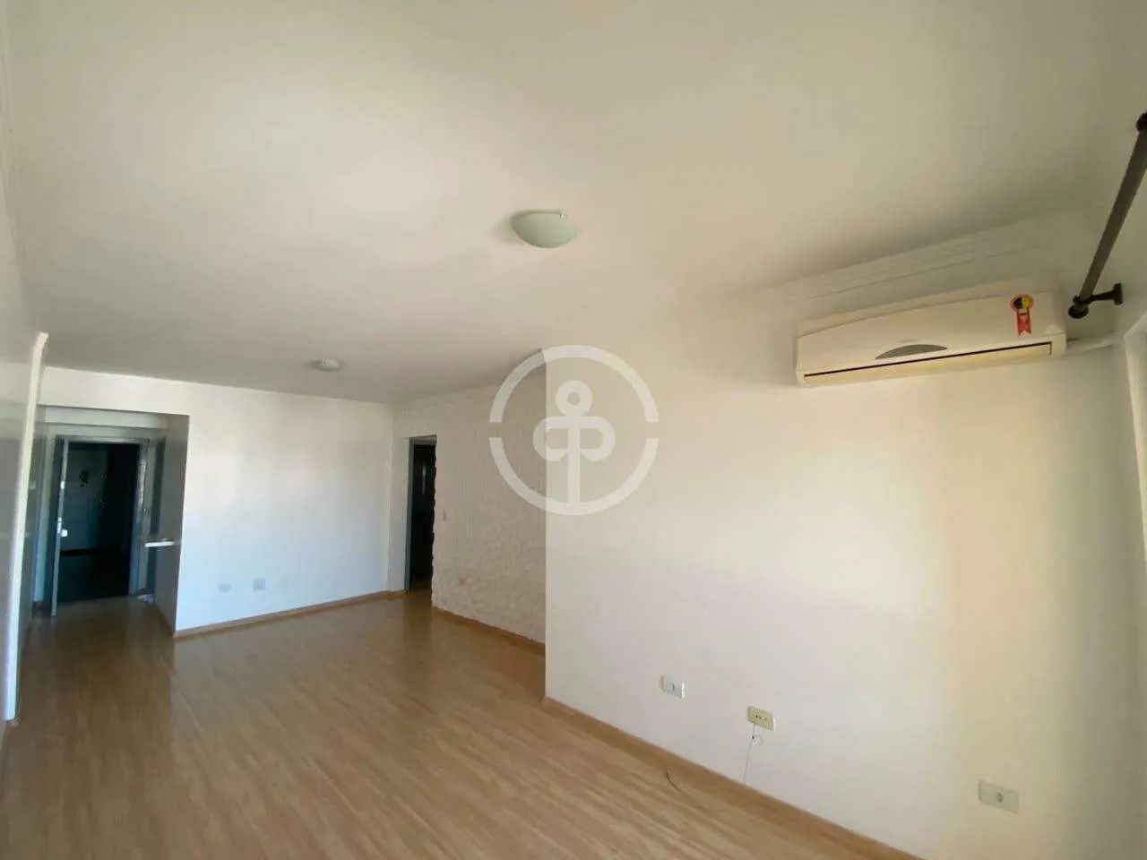 APARTAMENTO SEMIMOBILIADO NO CENTRO - Foto 5