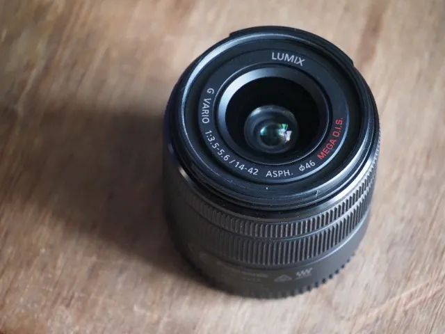 Lente Panasonic Lumix G Vario 14-42mm f/3.5-5.6 II ASPH. MEGA O.I.S. - Foto 2