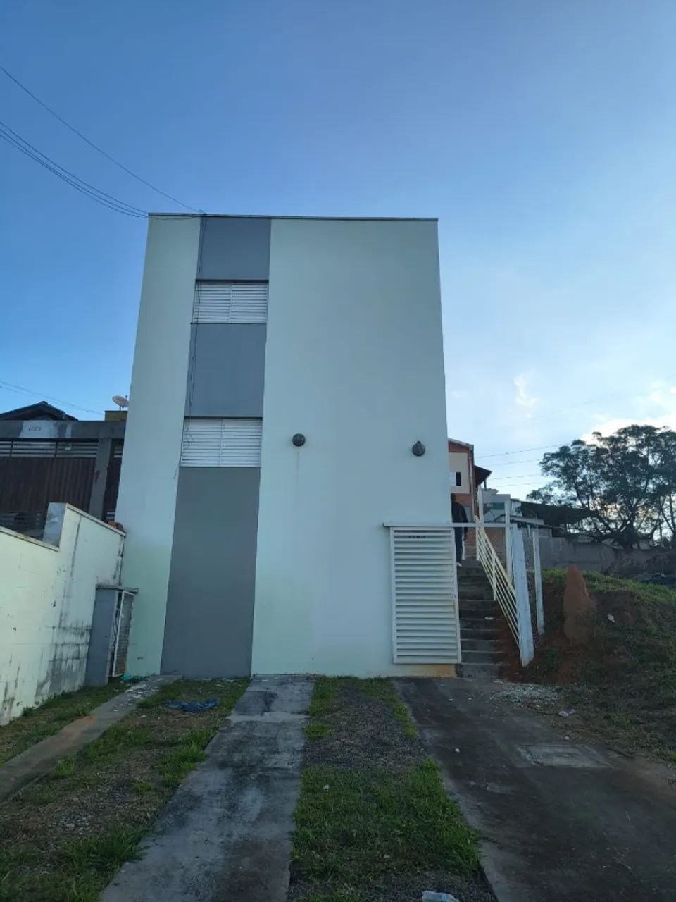 Apartamento em Eng º Coelho, 2 quartos