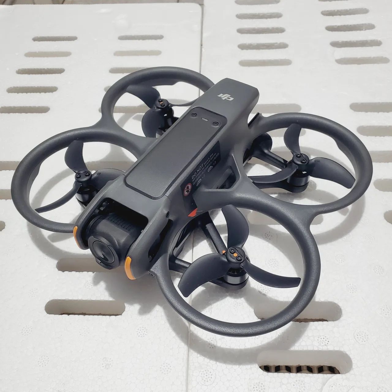 DJI Avata 2 Fly More Combo (3 Baterias) c/ Bolsa + Caixa - Impecável / Estado de Novo