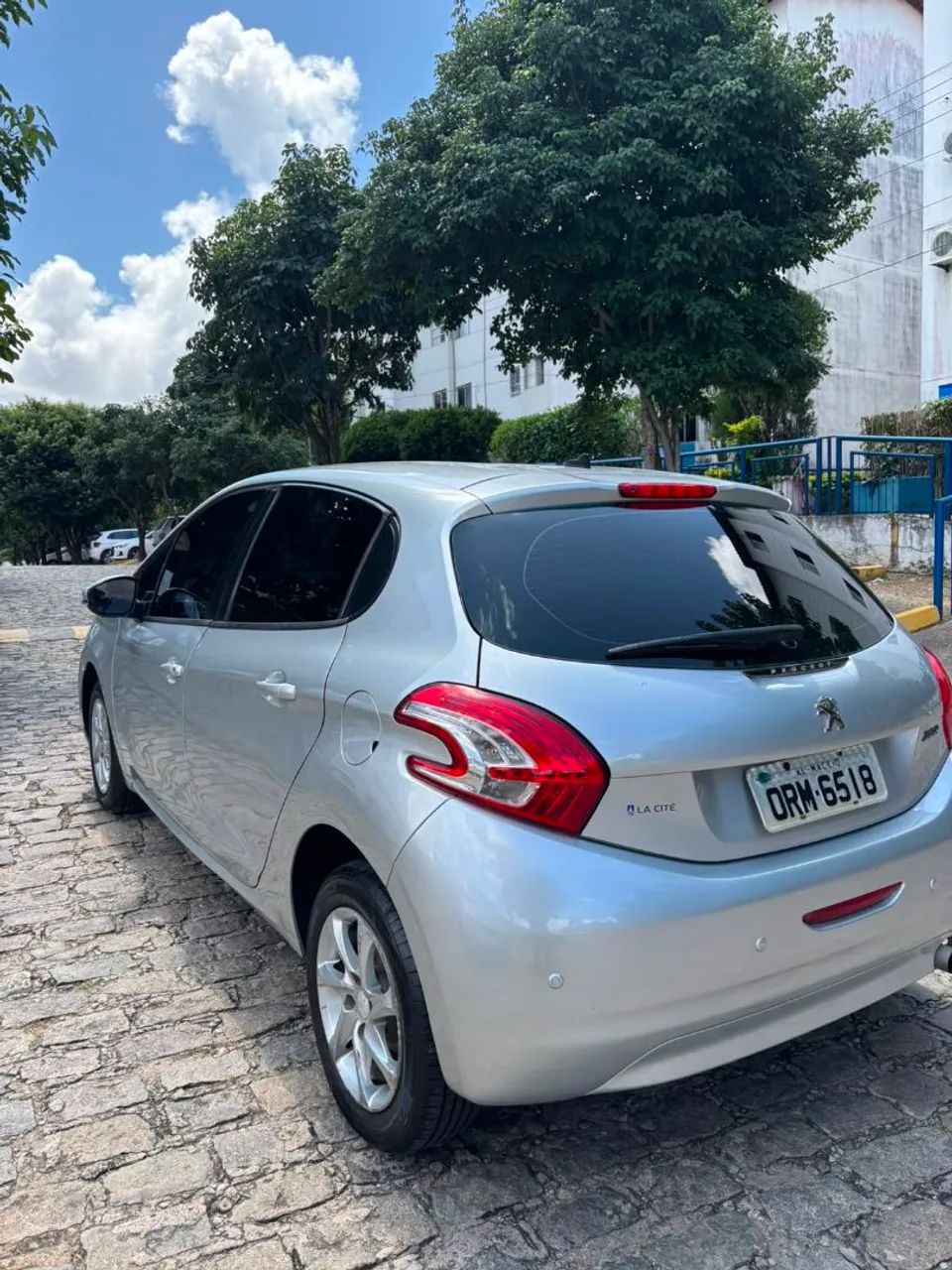 Peugeot 208 Active/active Pack 1.5 Flex 8V 5P 2015 - Foto 3