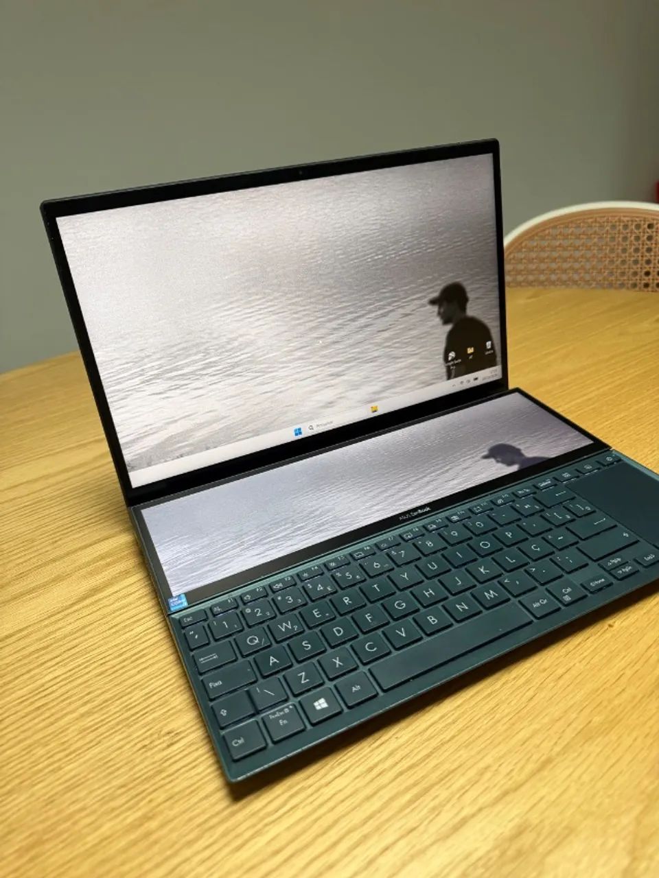ASUS ZenBook Duo - Foto 5