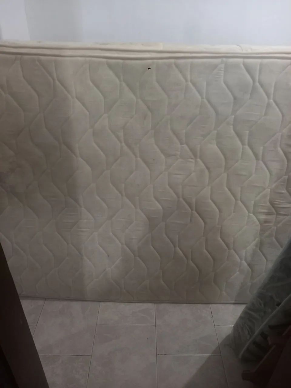Colchão de molas de casal