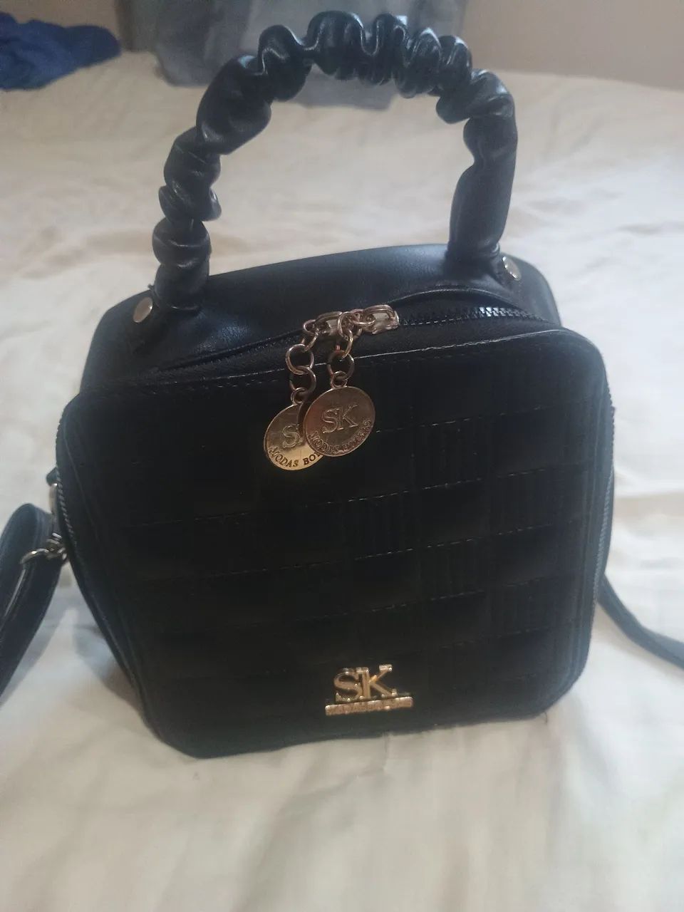 Linda bolsa semi-nova  - Foto 4