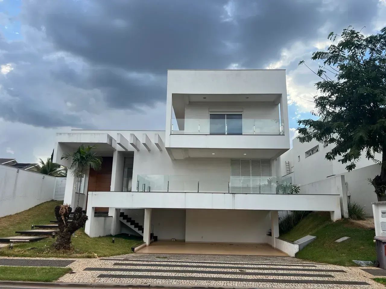 Condomínio Alphaville Cruzeiro sobrado 6 quartos