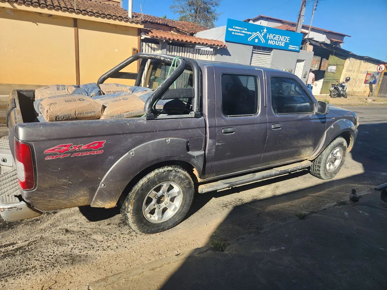 Nissan Frontier Frontier SE/SE Strik/ONE CD 4x4 2.8 Dies 2004