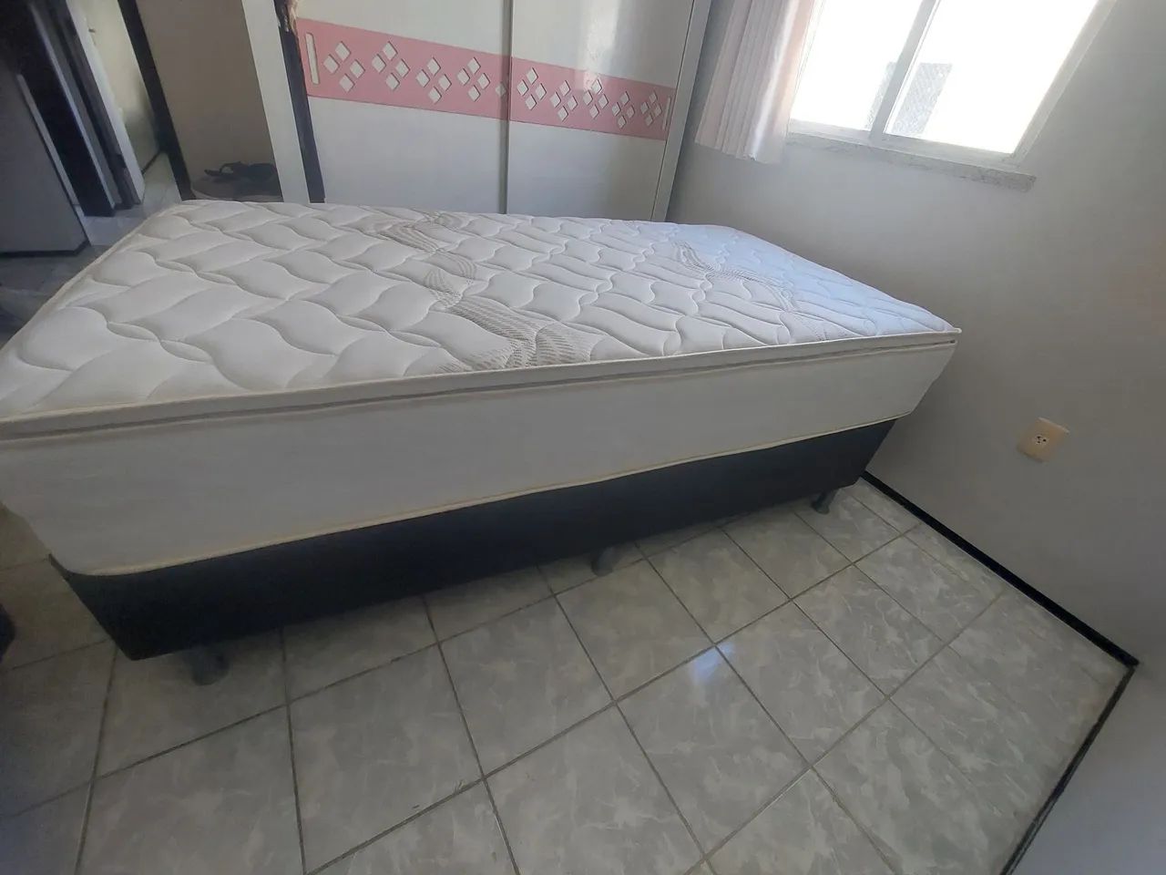 Cama solteirão 