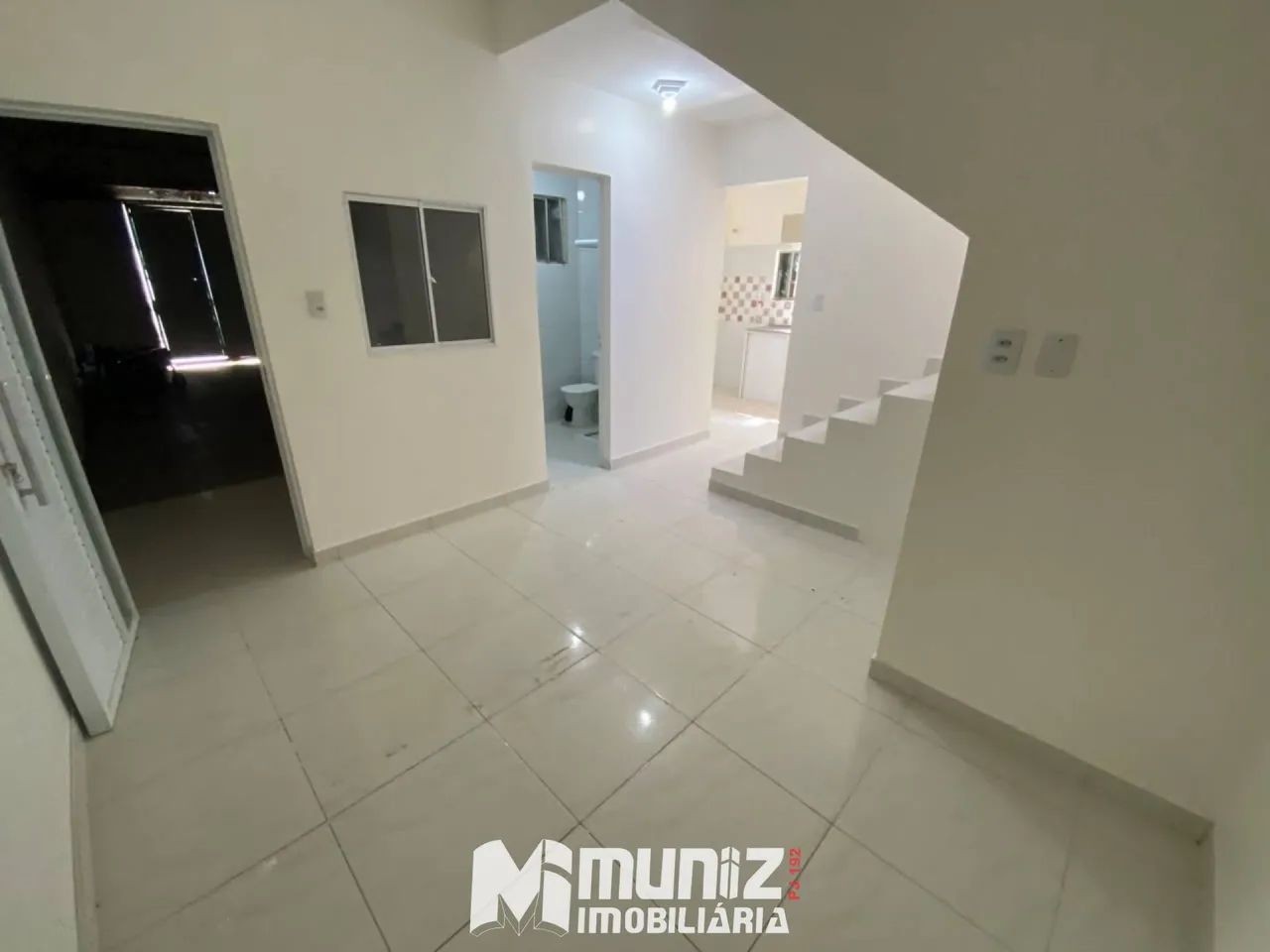 Casa Para Alugar com 3 quartos no bairro Aruana em Aracaju - Foto 3