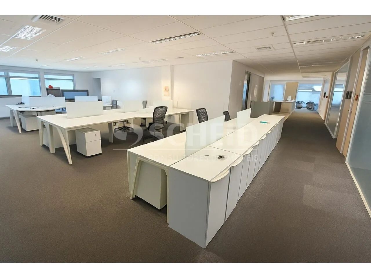 Locação de Andar Corporativo com 592 m² e 24 vagas! - Foto 2
