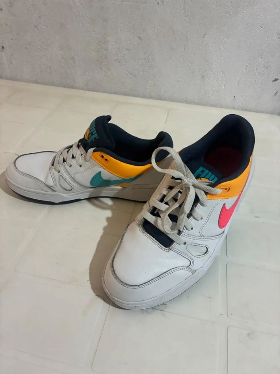 Tênis Nike Full Force Low