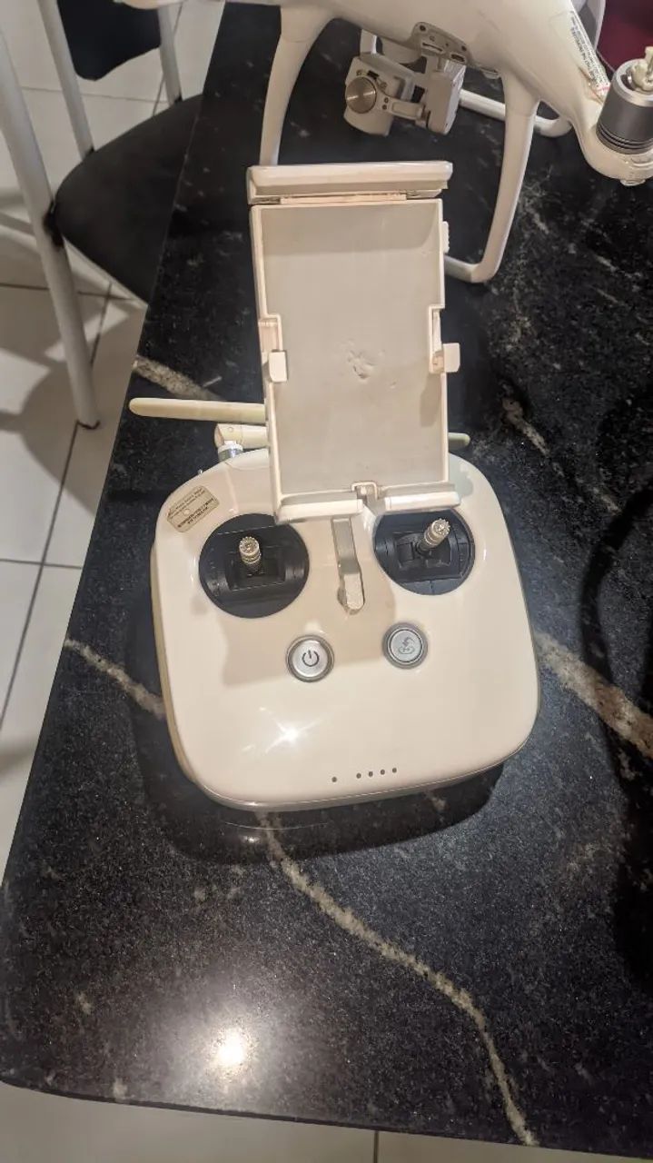 DRONE PHANTOM 4 - Foto 2