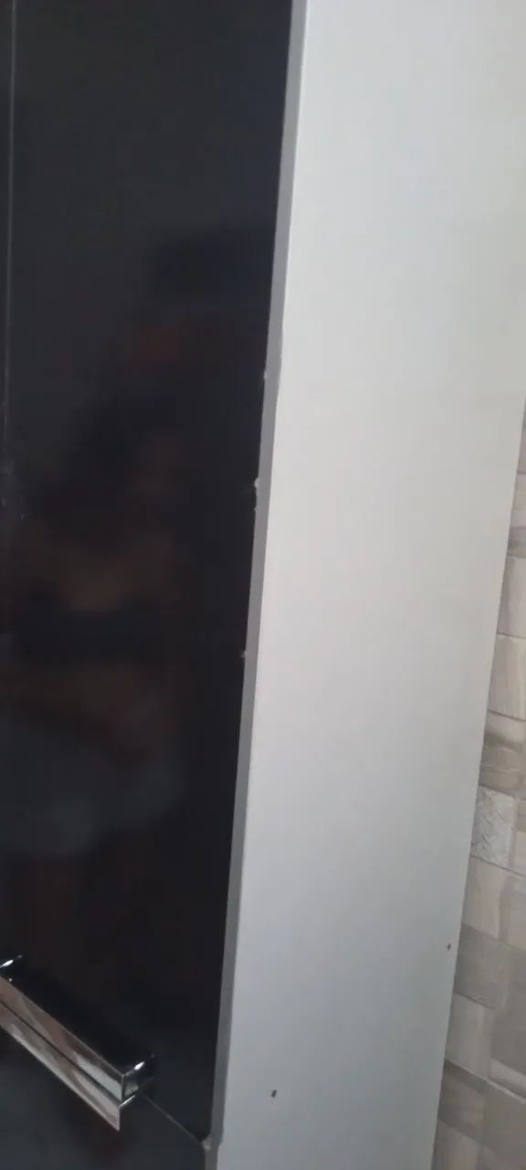 Vendo mesa e cadeiras 