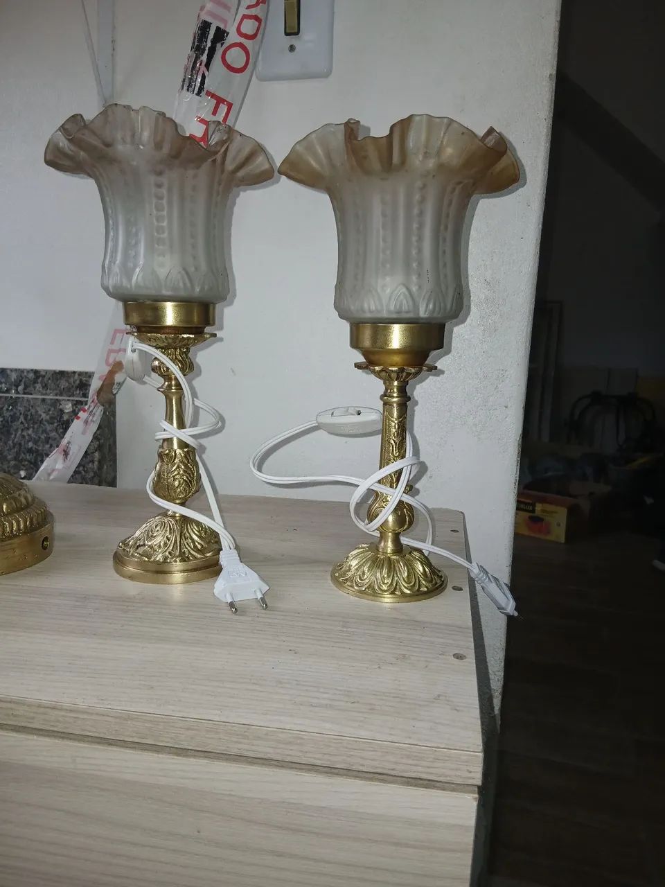 Abajour em bronze e cristal