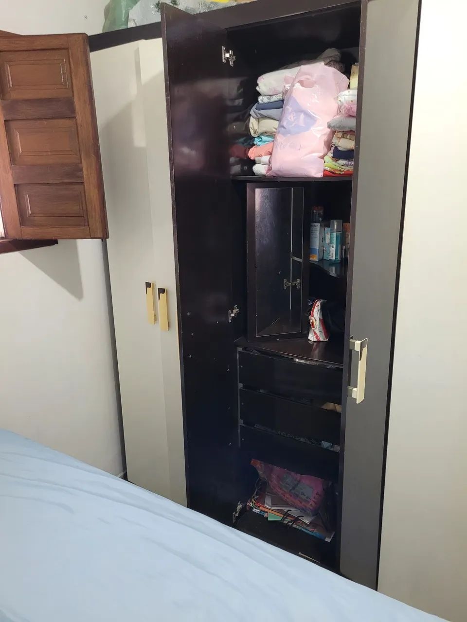 Guarda roupa 6 portas.  - Foto 4