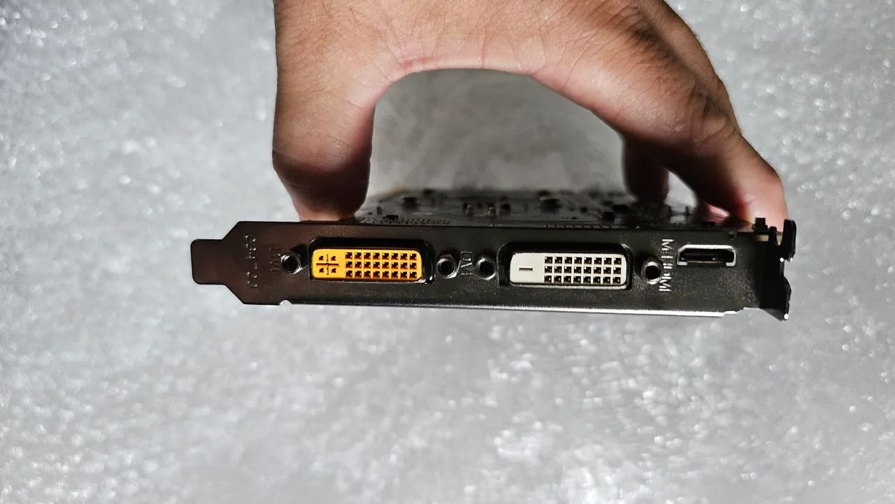 Placa de vídeo GT640 2gb zotac - Foto 4