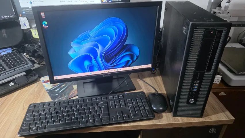 Desktop HP Completo com Monitor - i7 / 32GB