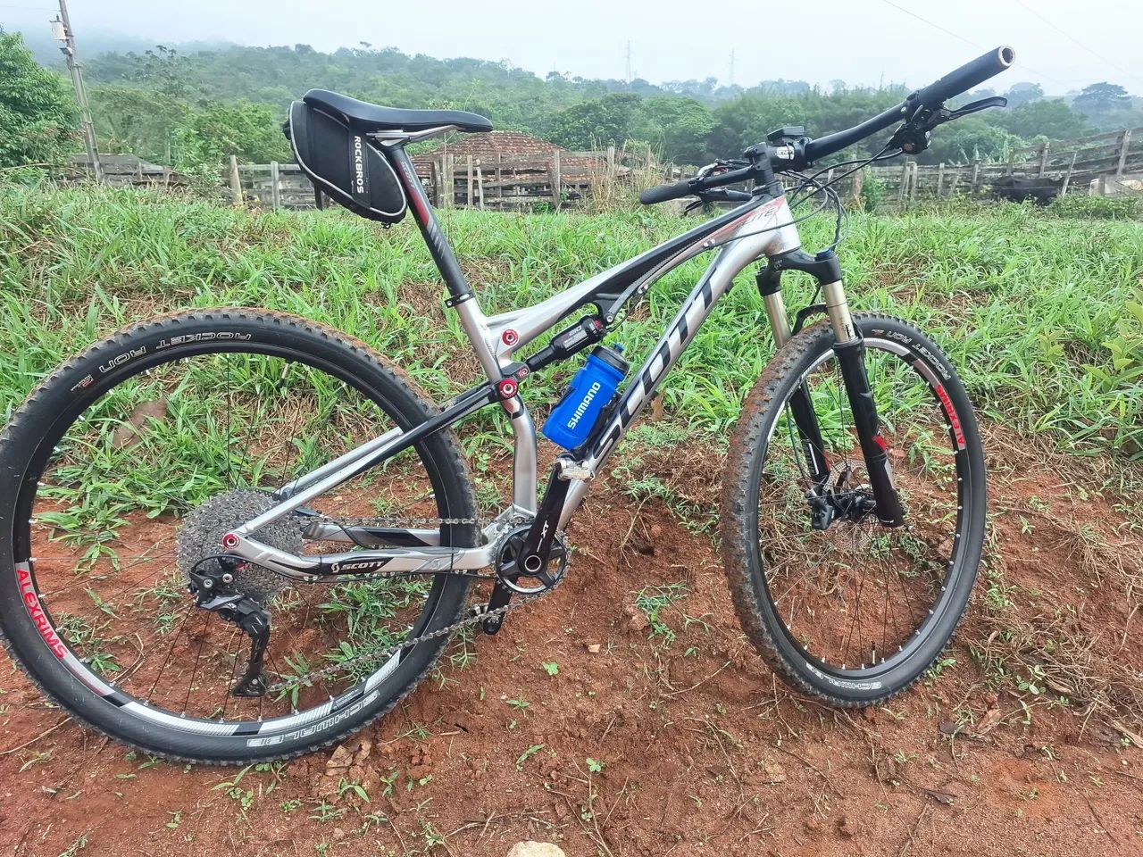 Scott Spark full suspension 17".