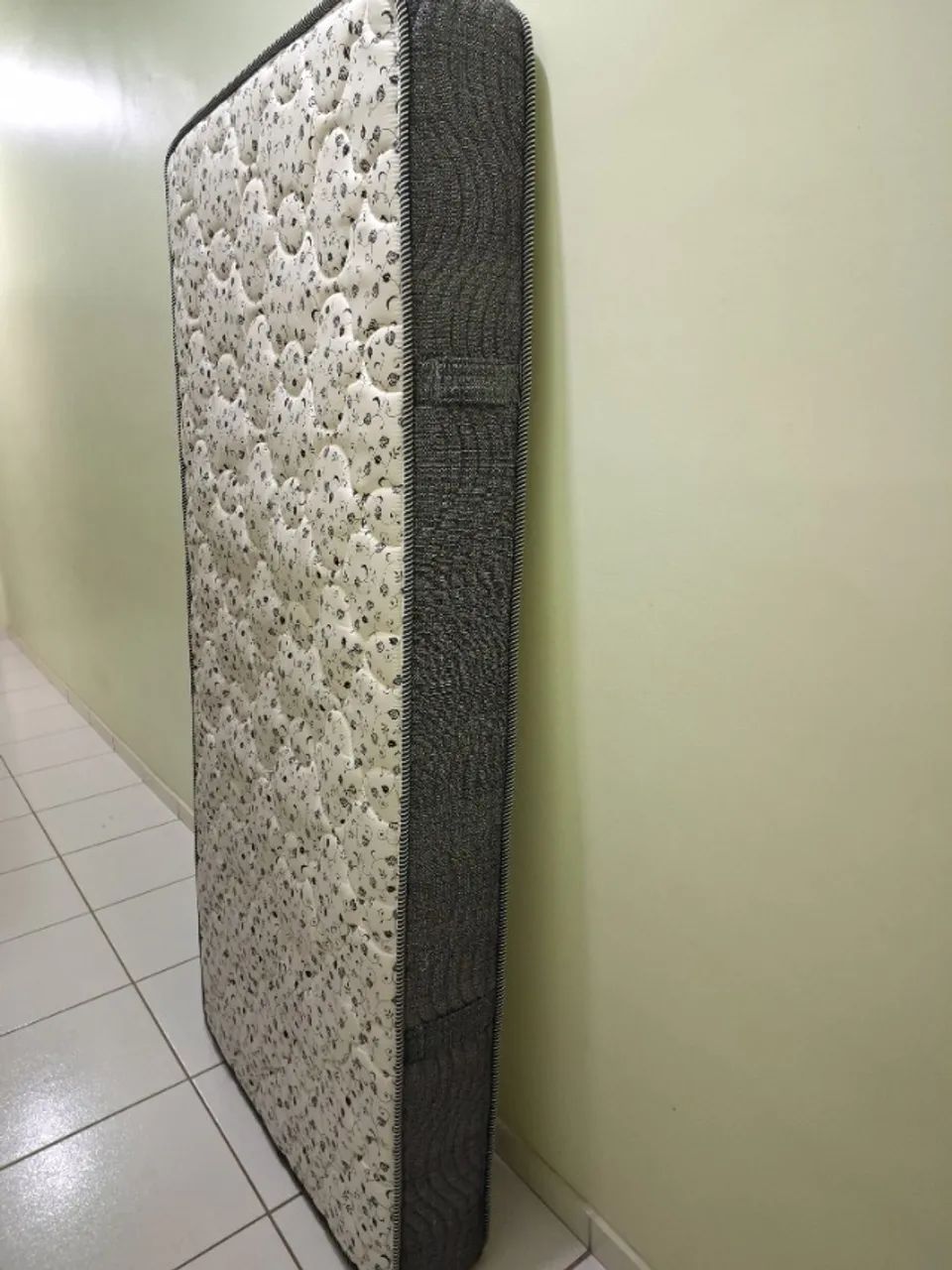 2 Colchões (Queen D45 e Solteiro D26) - Foto 3