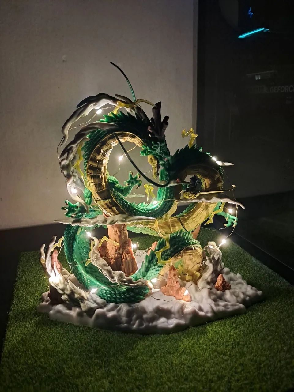 Action Figure Dragon Ball - Shenlong 22cm Com Led - Foto 2