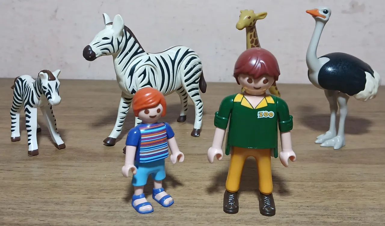 Playmobil animais silvestres e bonecos